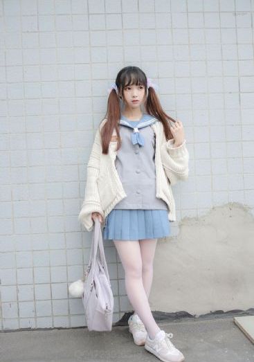 国产黑丝美女_超清日韩免费观看