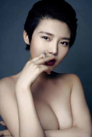 人妻无码中文久久久久专区_HD日韩免费观看