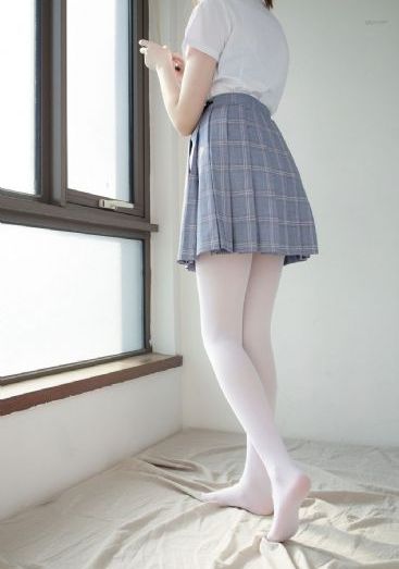 书房吸乳抑制低吟1V1_4K在线手机播放