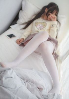 午夜美女任你操视频在线播放_DVD免费高清观看