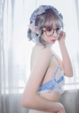 日日摸夜夜添夜夜添无码国产_完整无删减版